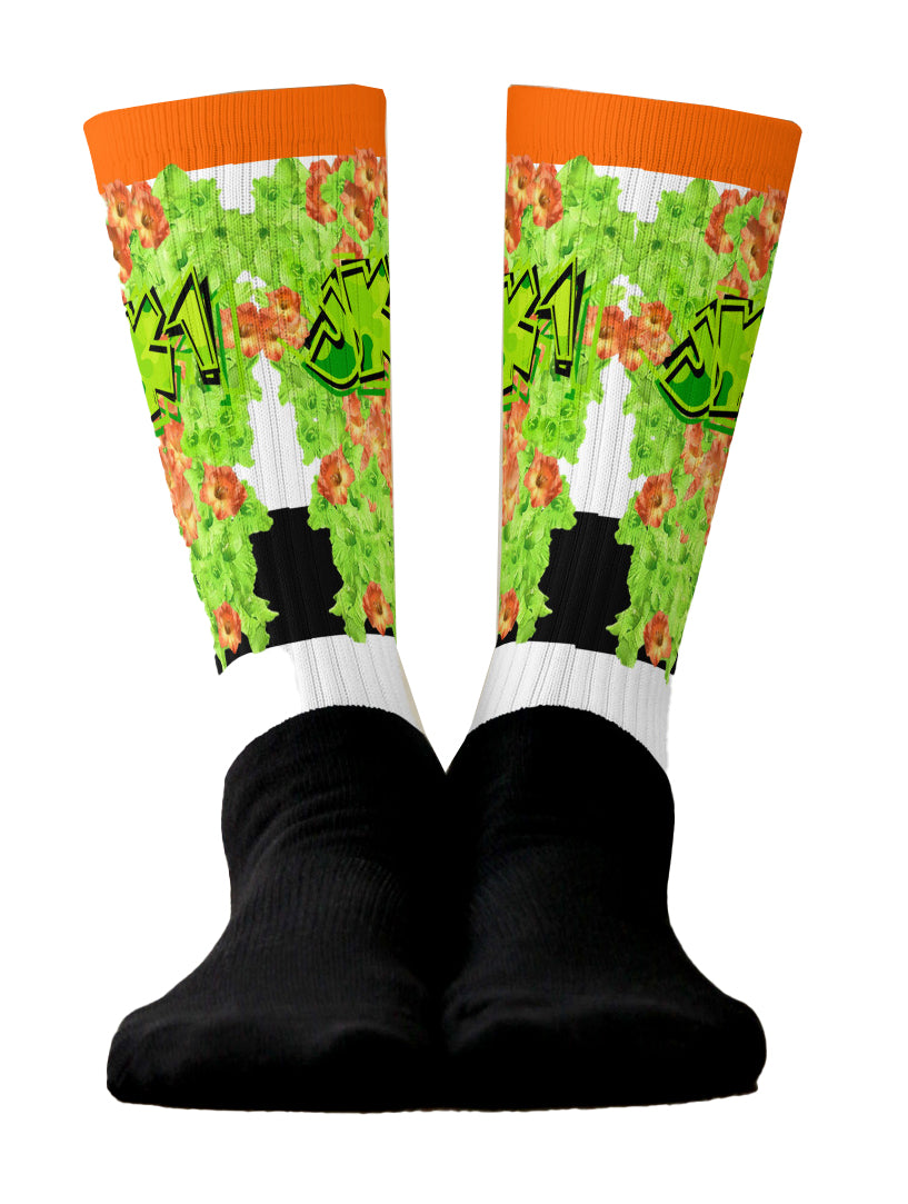 SOCKS: GREEN & ORANGE GLADIOLUS BOUQUET -uniSex