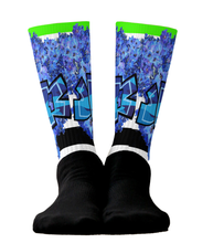 SOCKS:  DELPHINIUMS BOUQUET -uniSex