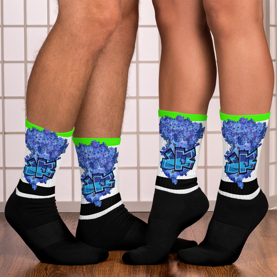 SOCKS:  DELPHINIUMS BOUQUET -uniSex